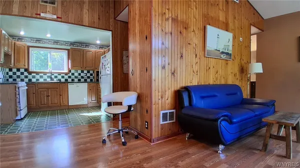 $390,000 | 8420 Northfield Road, Clarence, NY 14032