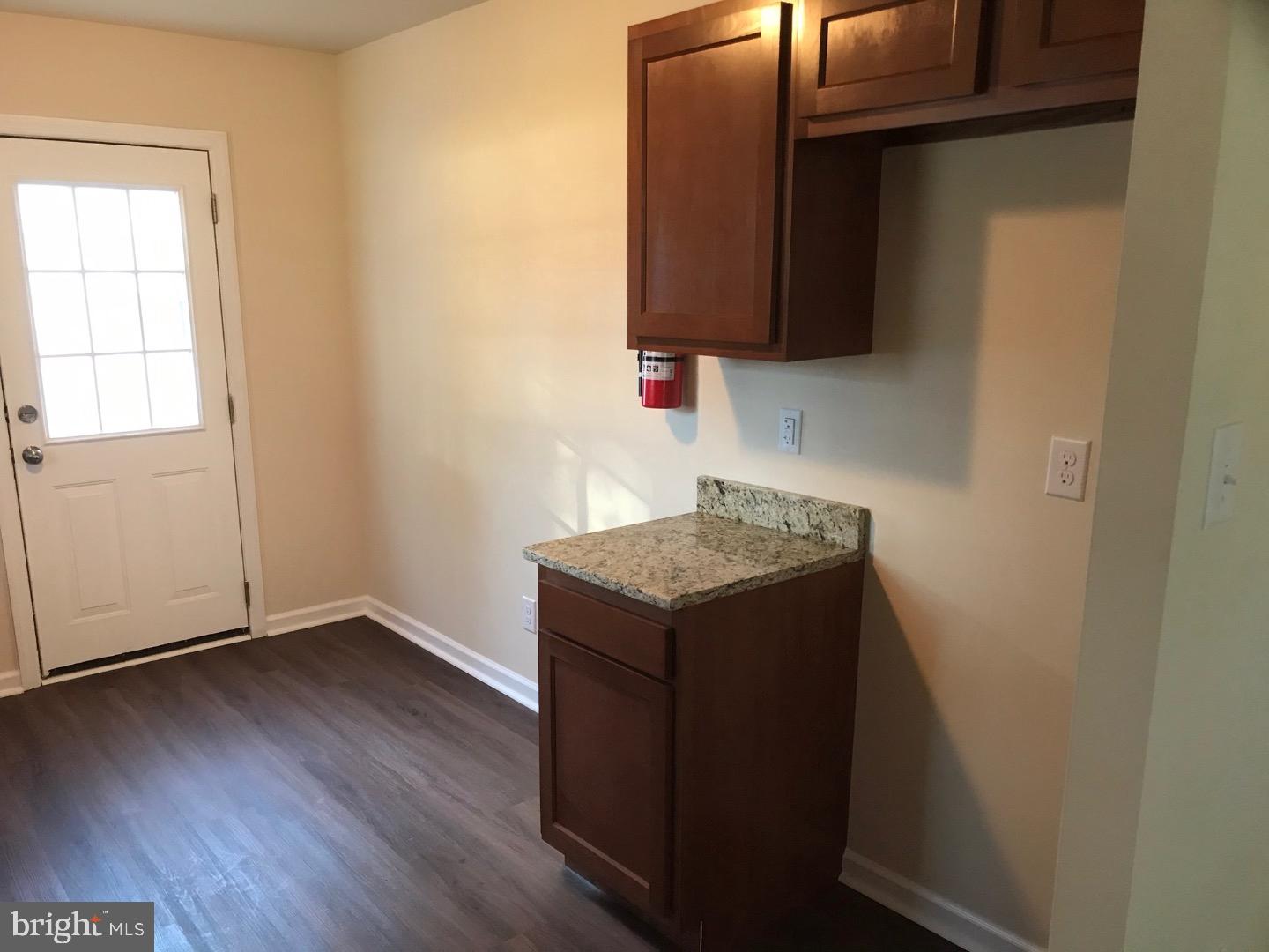 615 Manor Road Beverly, NJ 08010 - Photo 11 of 15