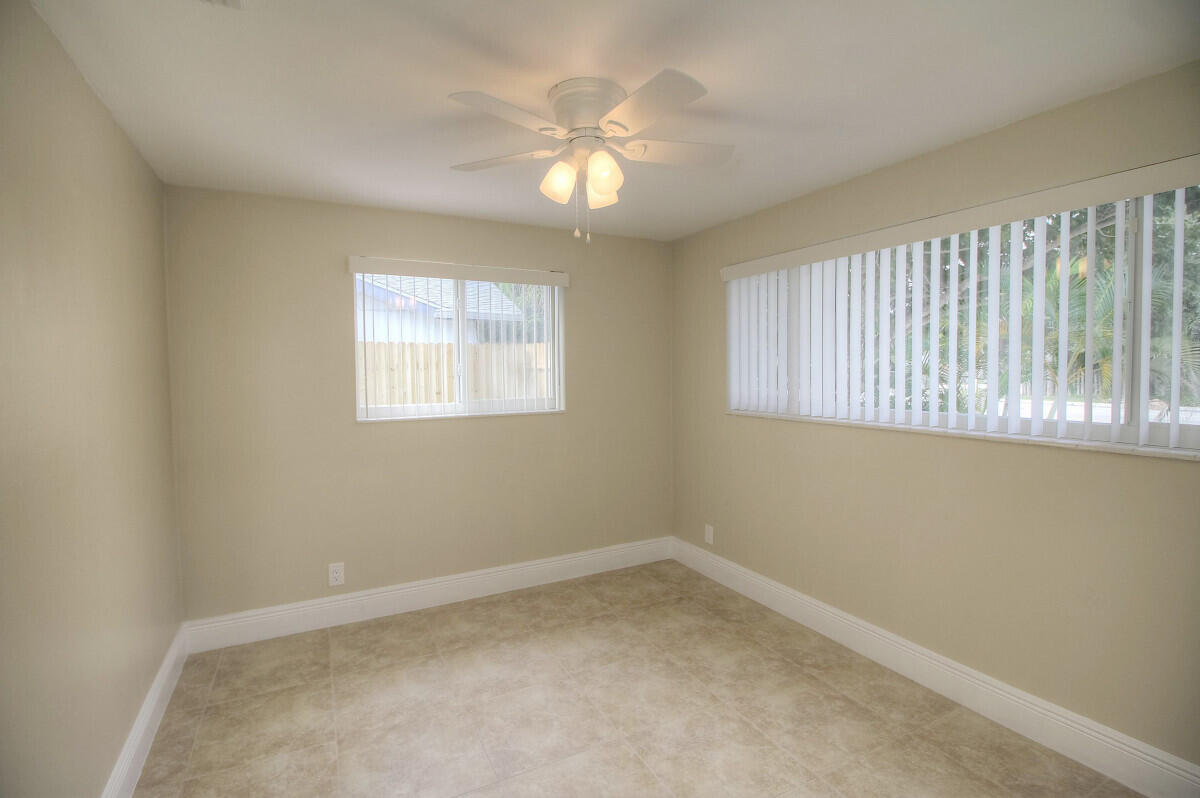 920 Prosperity Farms Road North Palm Beach, FL 33408 - Photo 12 of 15 012-jpg