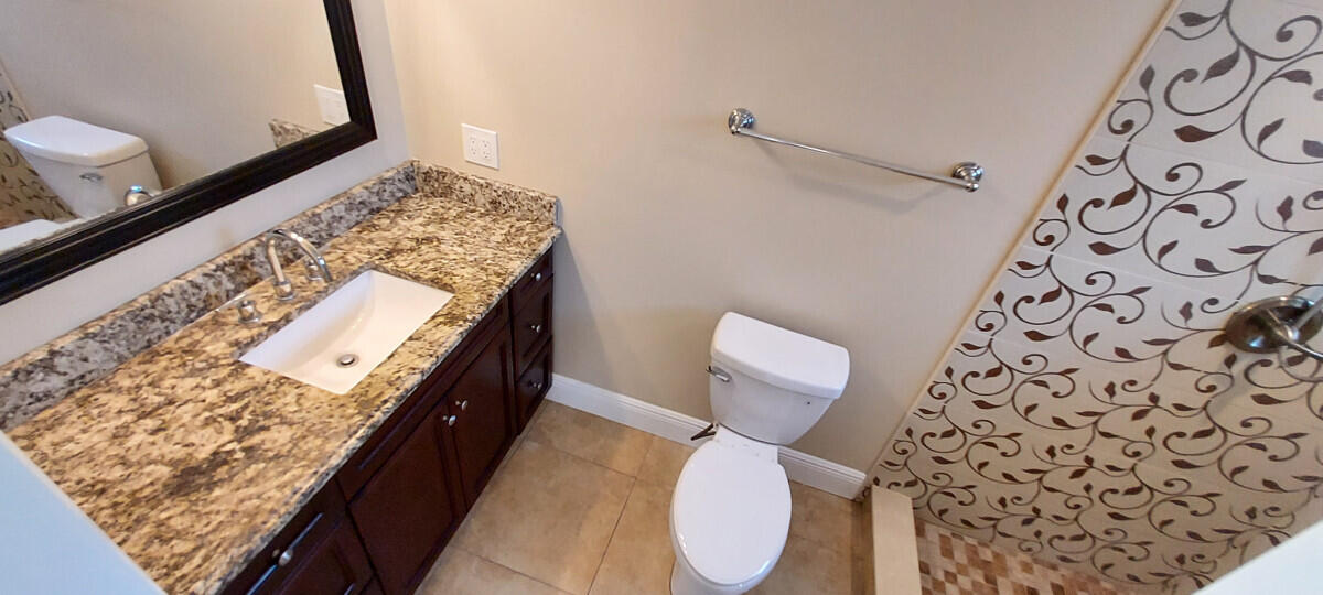 920 Prosperity Farms Road North Palm Beach, FL 33408 - Photo 9 of 15 009jpg