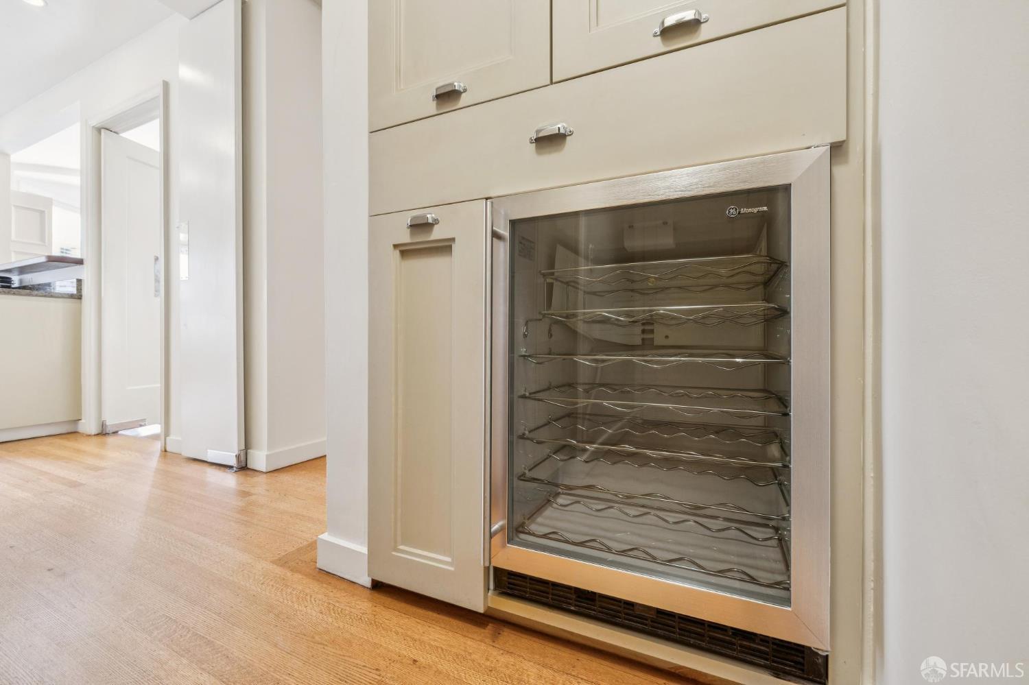 2100 Green Street, Unit 206 San Francisco, CA 94123 - Photo 17 of 33