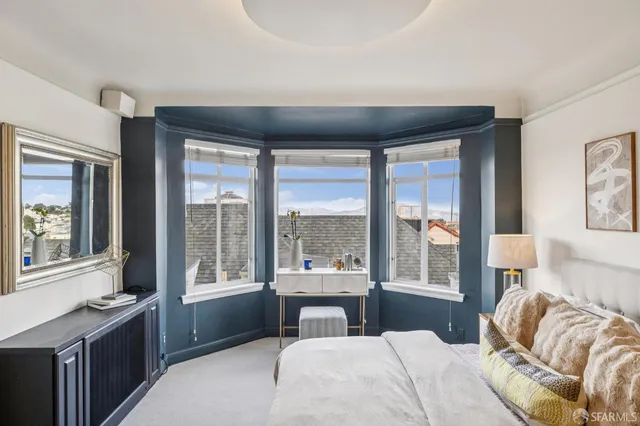 $2,100,000 | 2100 Green Street, Unit 206, San Francisco, CA 94123