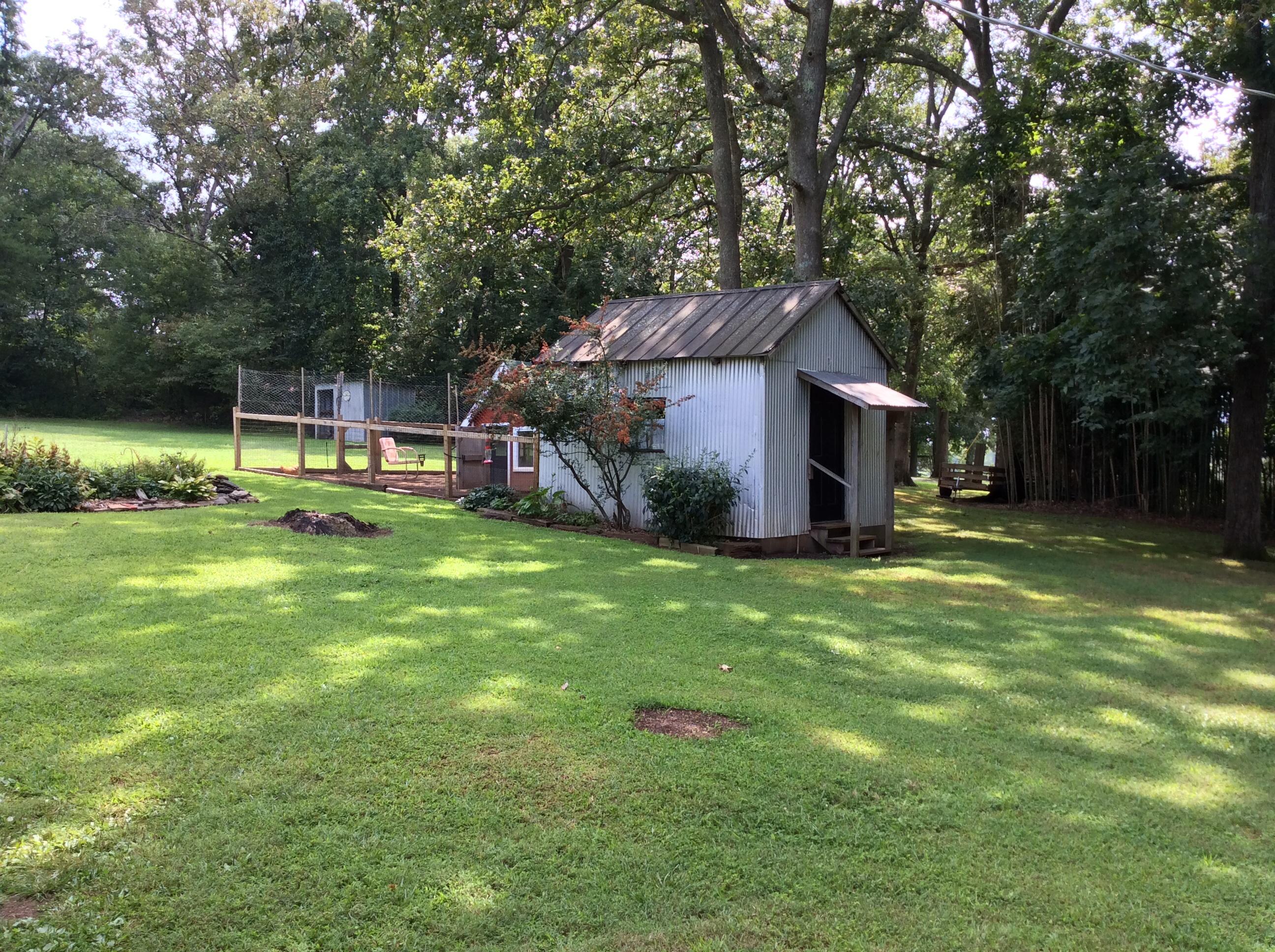 1244 McConnell Road Greenback, TN 37742 - Photo 8 of 37 image