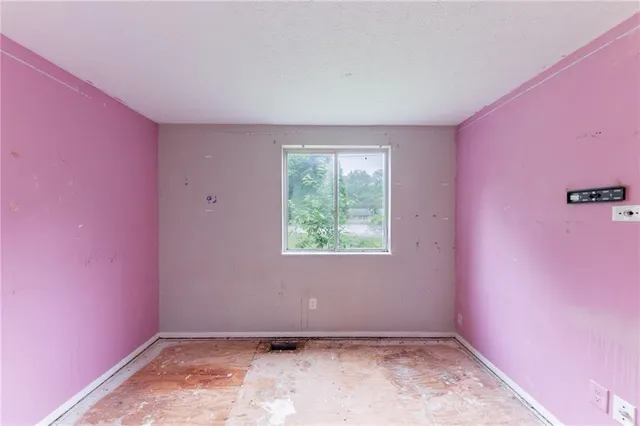 $173,000 | 1060 South Millard Way, Stone Mountain, GA 30088