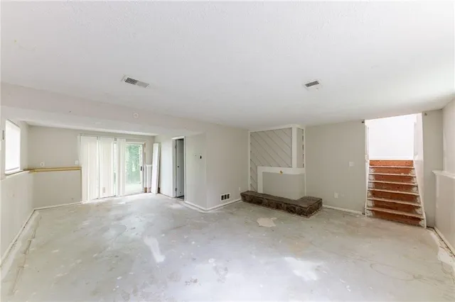 $173,000 | 1060 South Millard Way, Stone Mountain, GA 30088