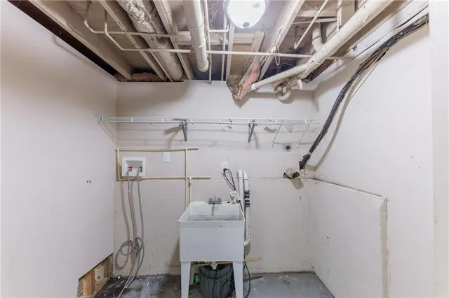 $173,000 | 1060 South Millard Way, Stone Mountain, GA 30088