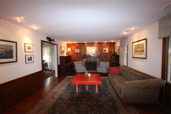 39 Stony Brook Road Marblehead, MA 01945 - Photo 6 of 11 Gallery Image 6