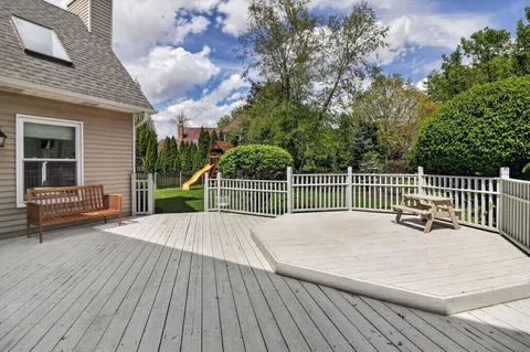 $619,000 | 2815 Carriage Way, Aurora, IL 60504