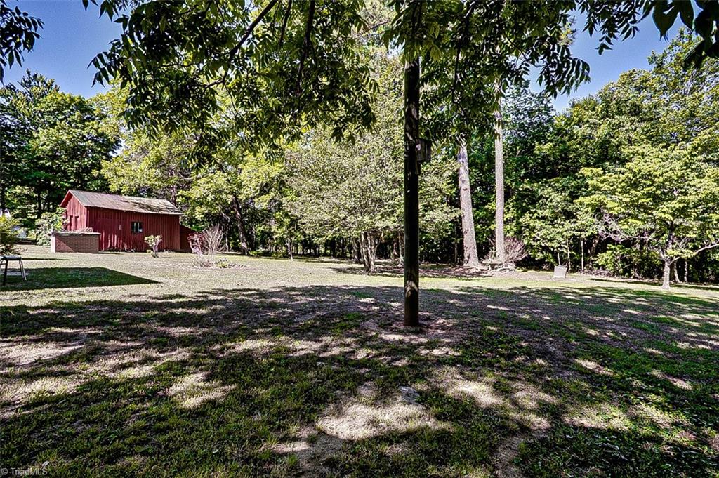 349 Ridge Road Seagrove, NC 27341 - Photo 5 of 50
