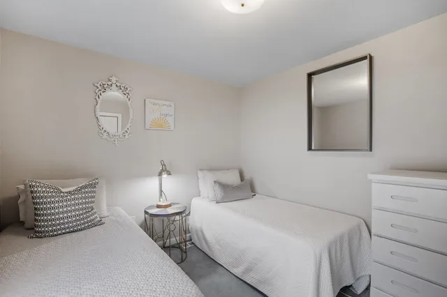 $7,500 | 131 Forest Hill Way, Manchester, NH 03109