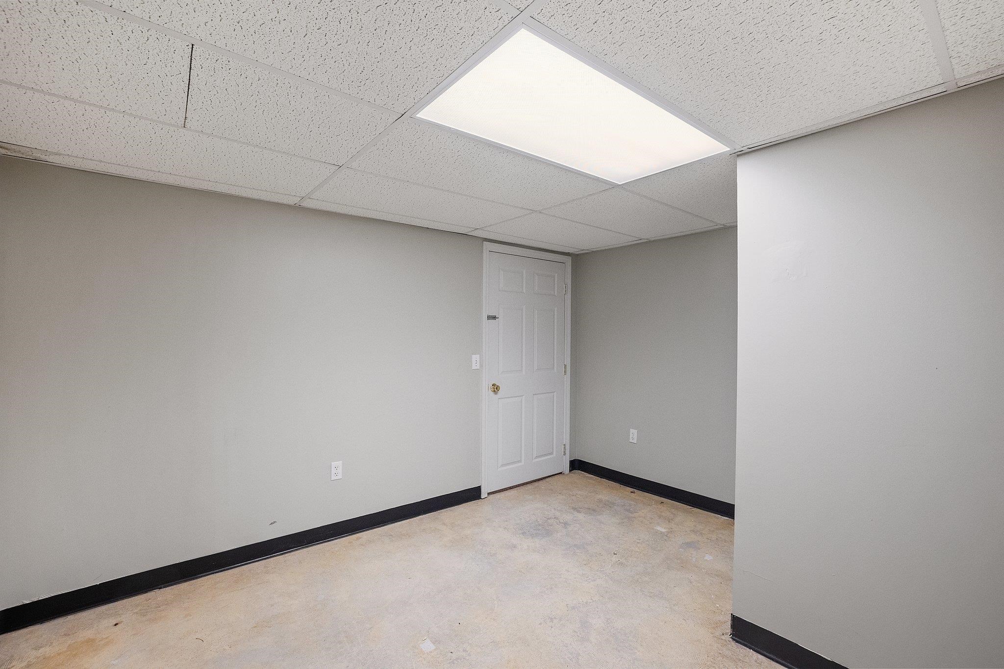 131 Forest Hill Way Manchester, NH 03109 - Photo 47 of 60