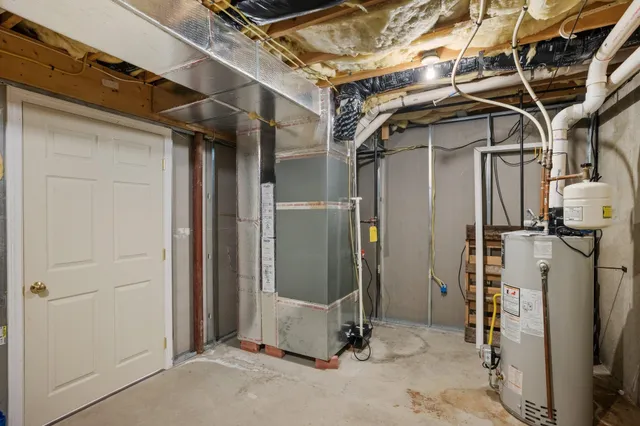 $7,500 | 131 Forest Hill Way, Manchester, NH 03109