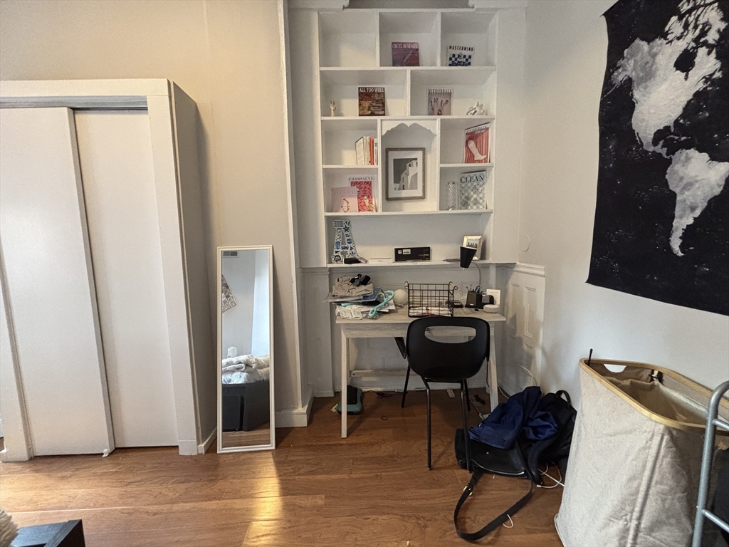468 Commonwealth Avenue, Unit 2 Boston, MA 02215 - Photo 6 of 7