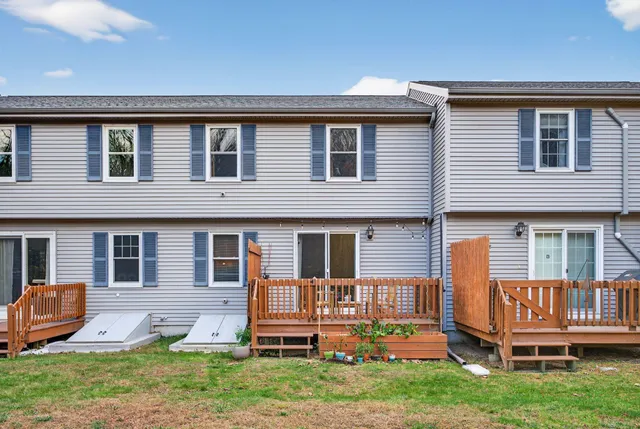 $349,900 | 2 Wellstone Drive, Unit 2, Portland, ME 04103