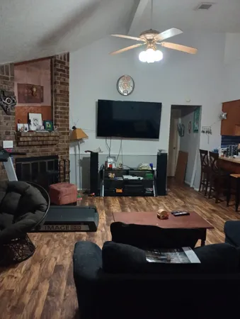 $220,000 | 4605 Greenwood Drive, Rosenberg, TX 77471