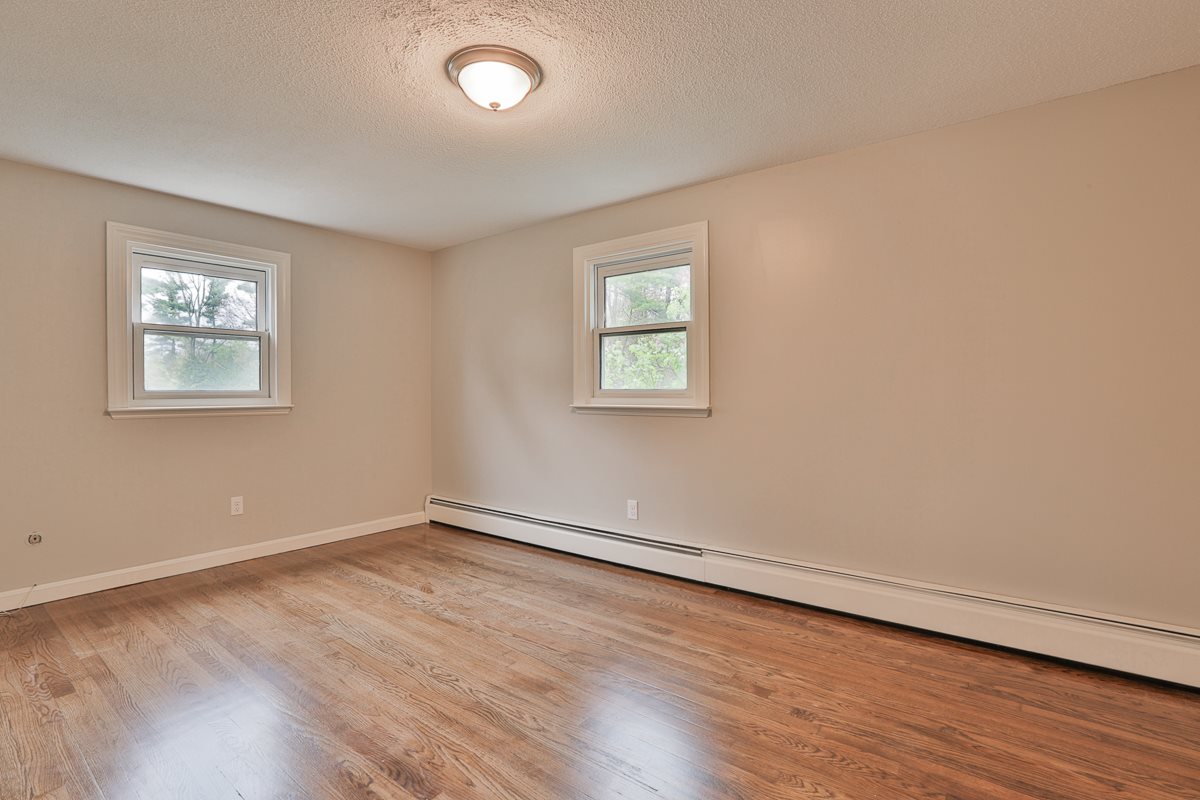 20 Frost Road Derry, NH 03038 - Photo 20 of 21