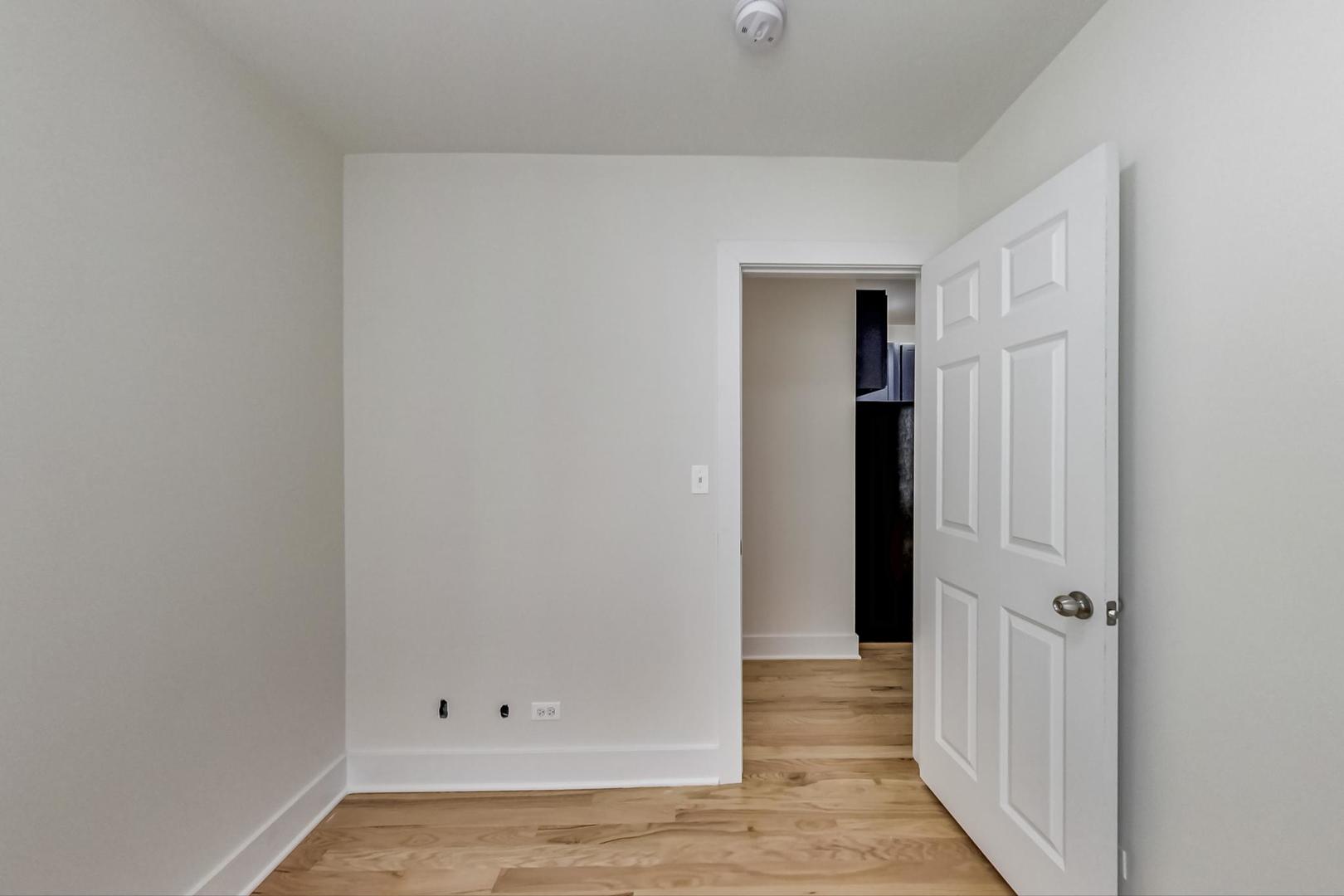 815 South Carpenter Street, Unit 3F Chicago, IL 60607 - Photo 16 of 26