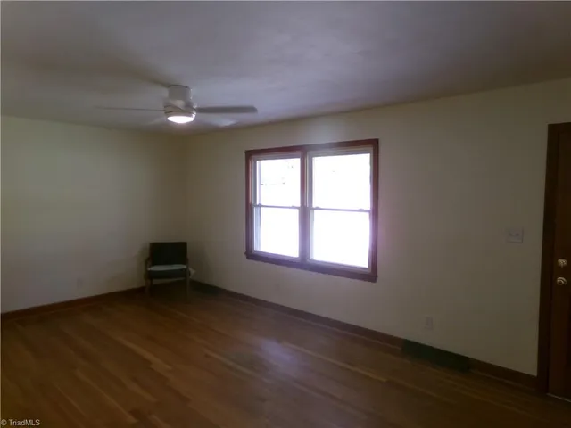 $2,300 | 3850 Whitehaven Road, Winston-Salem, NC 27106