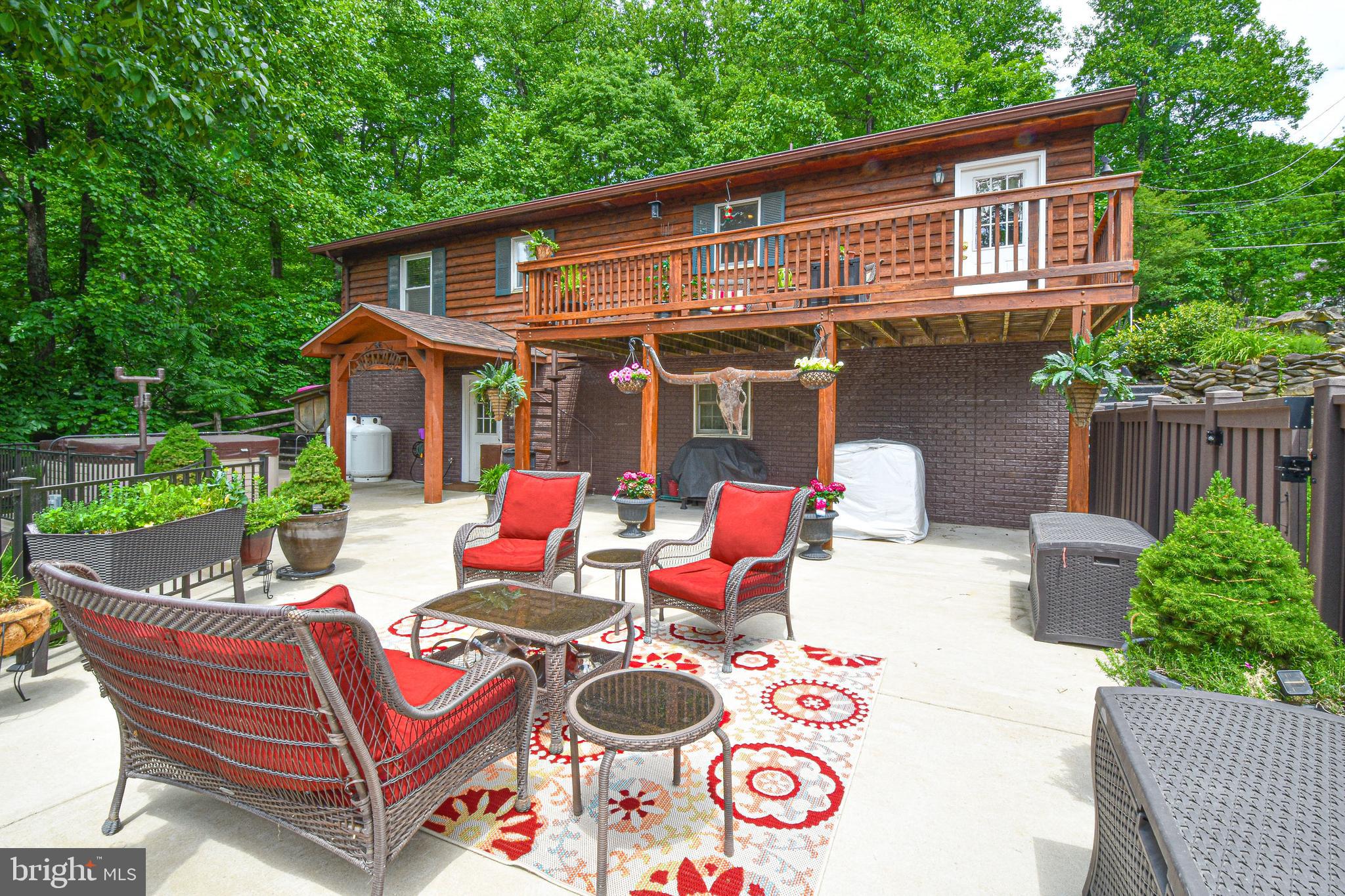 1035 Old Linden Road Linden, VA 22642 - Photo 11 of 55 Gallery Image 11
