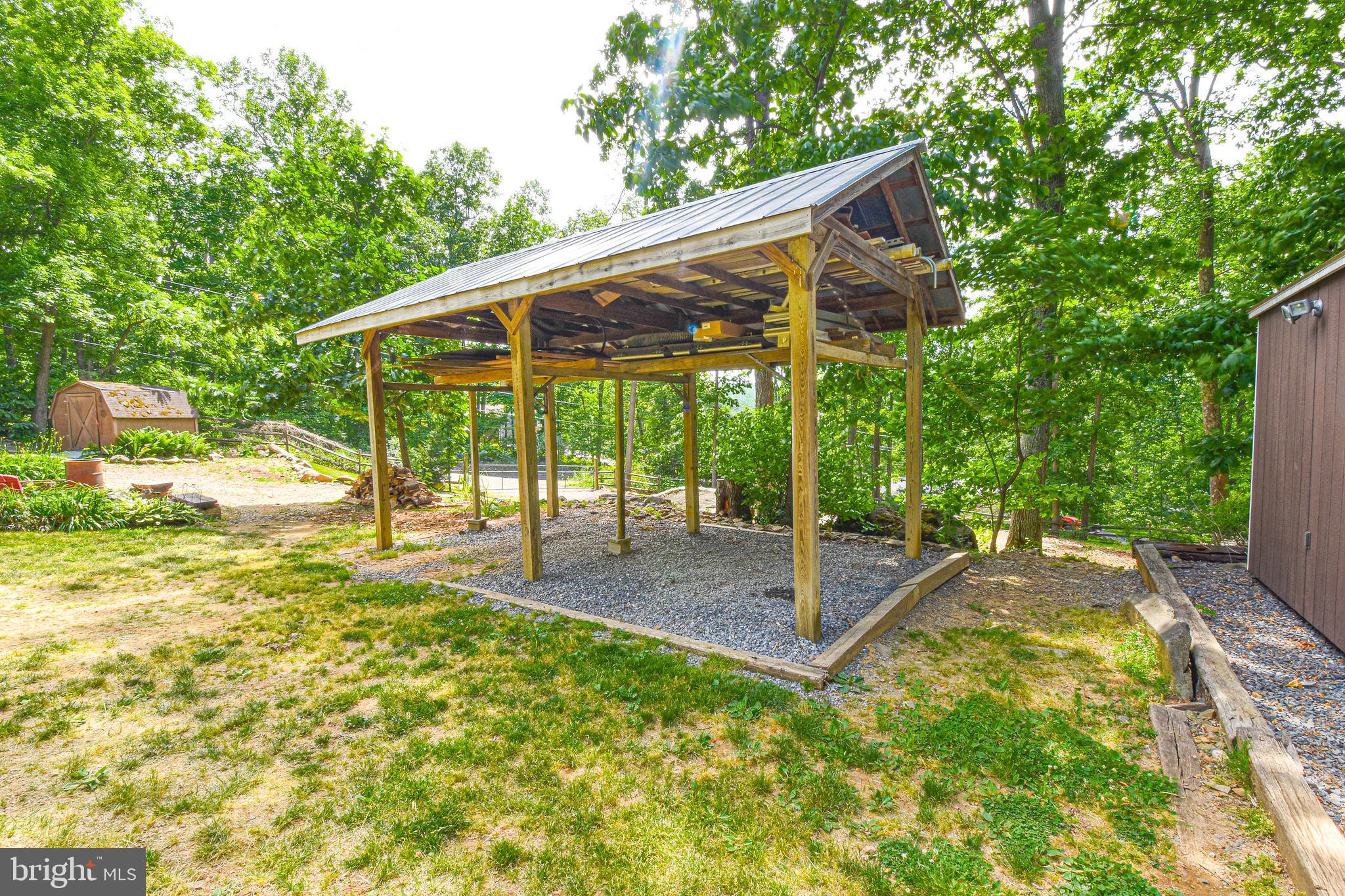 1035 Old Linden Road Linden, VA 22642 - Photo 22 of 55 Gallery Image 22