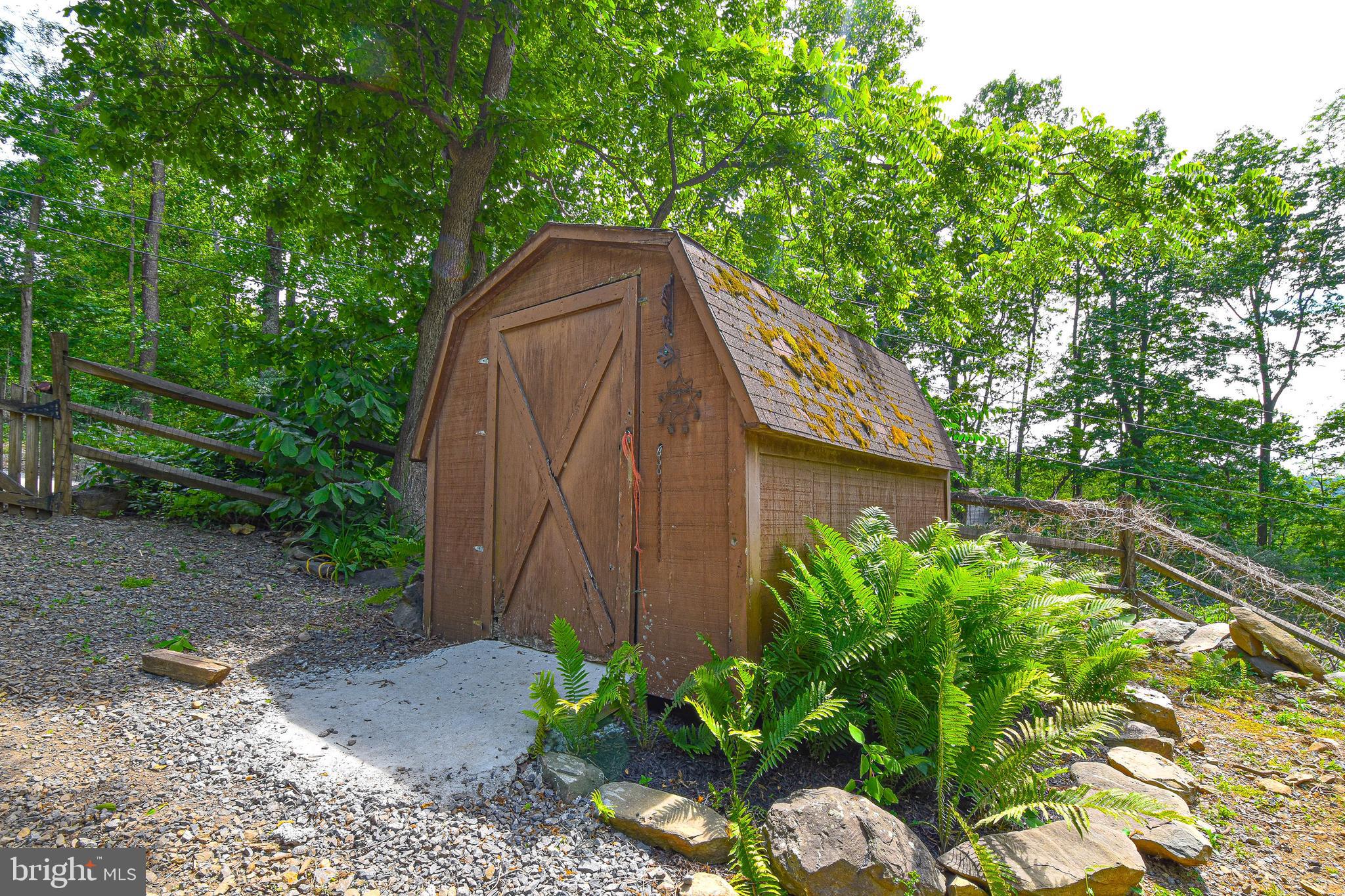 1035 Old Linden Road Linden, VA 22642 - Photo 23 of 55 Gallery Image 23