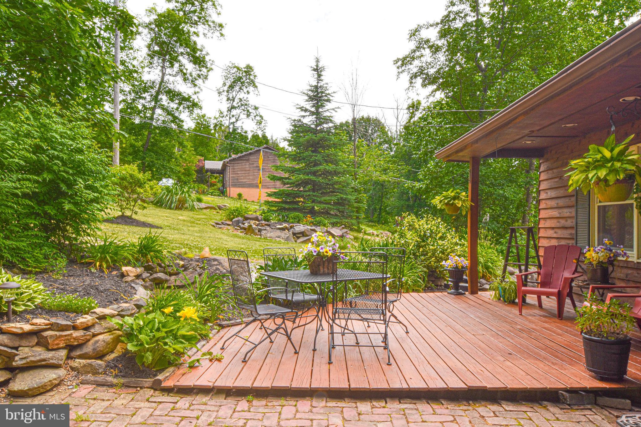 1035 Old Linden Road Linden, VA 22642 - Photo 4 of 55 Gallery Image 4