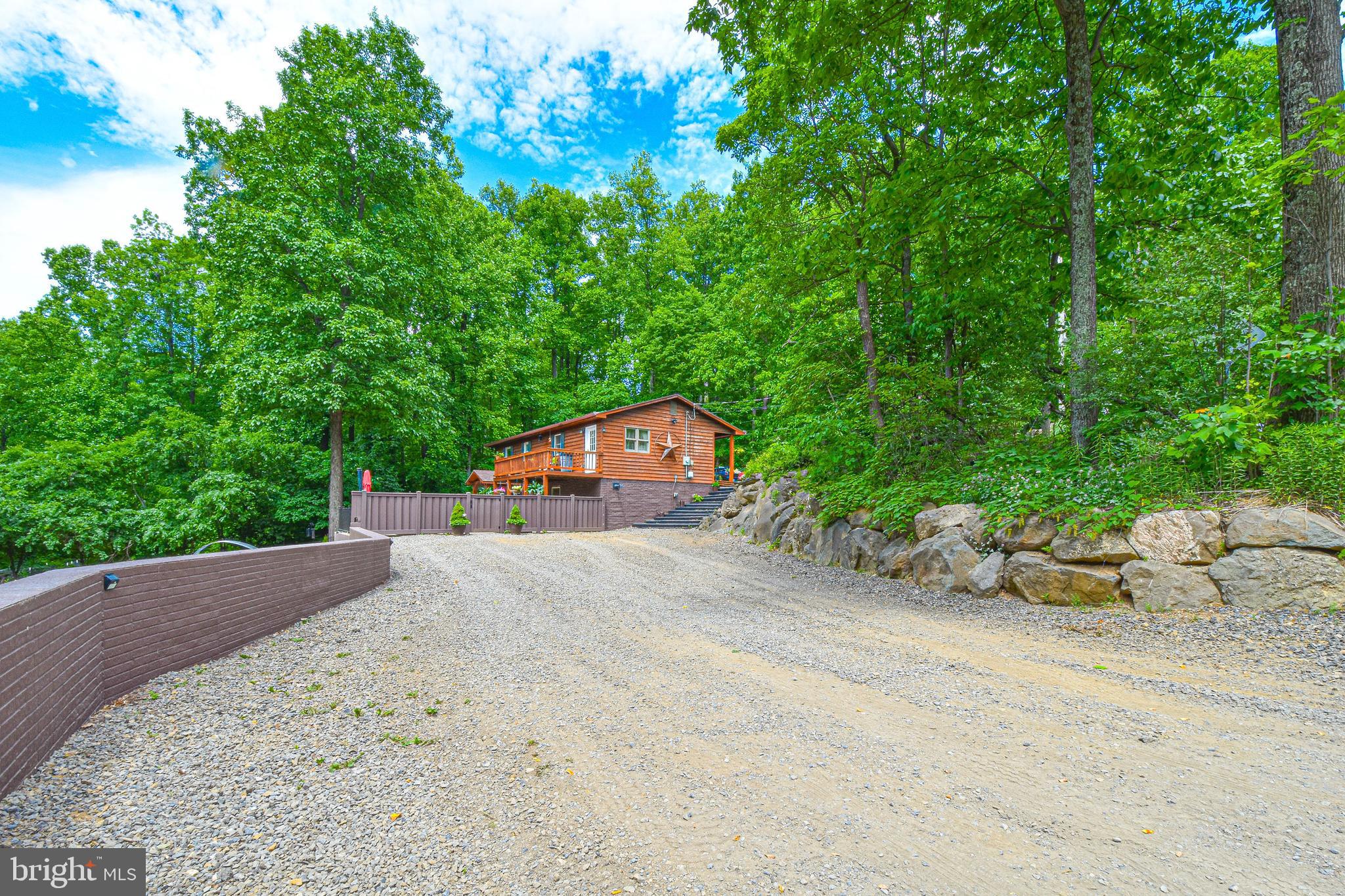 1035 Old Linden Road Linden, VA 22642 - Photo 9 of 55 Gallery Image 9