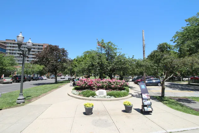 $599,000 | 25 Forest Street, Unit 4A, Stamford, CT 06901