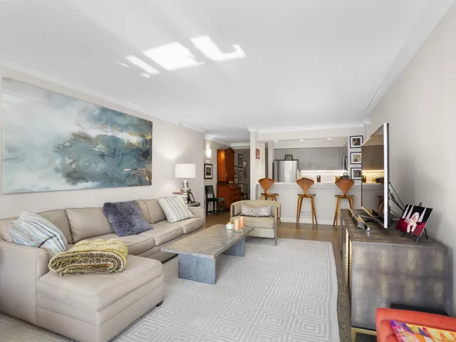 $599,000 | 25 Forest Street, Unit 4A, Stamford, CT 06901