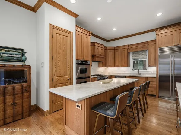 $1,750,000 | 2664 North Hartland Court, Chicago, IL 60614