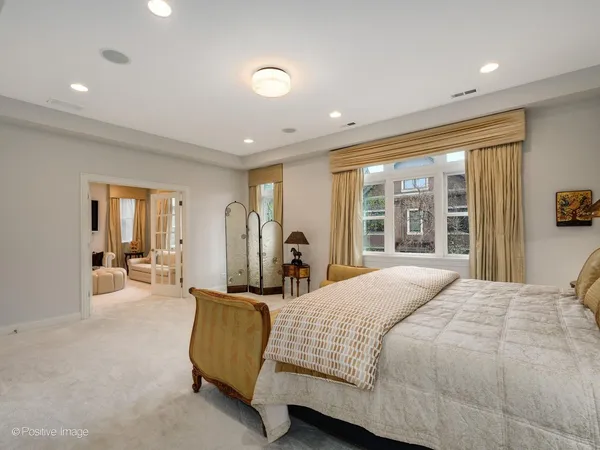 $1,750,000 | 2664 North Hartland Court, Chicago, IL 60614