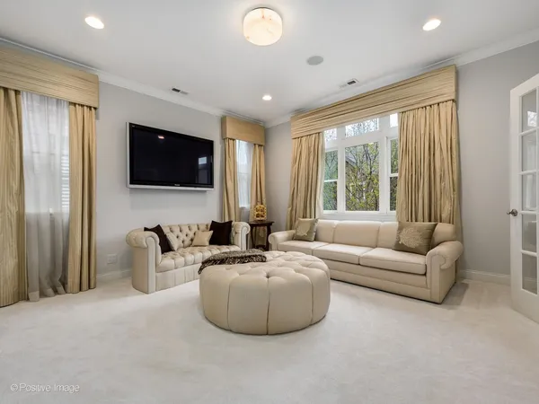 $1,750,000 | 2664 North Hartland Court, Chicago, IL 60614