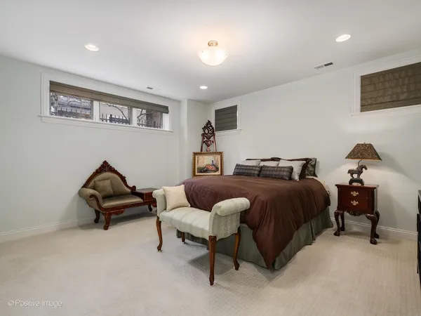 $1,750,000 | 2664 North Hartland Court, Chicago, IL 60614