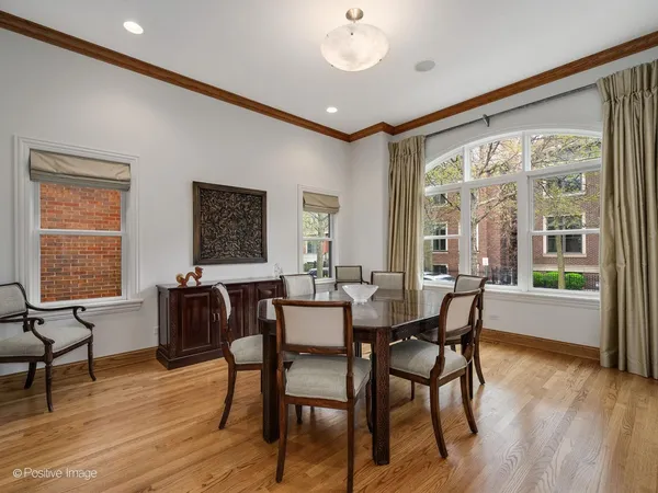 $1,750,000 | 2664 North Hartland Court, Chicago, IL 60614