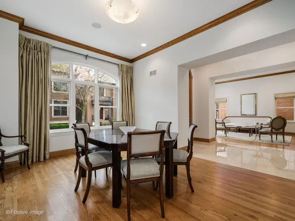 $1,750,000 | 2664 North Hartland Court, Chicago, IL 60614