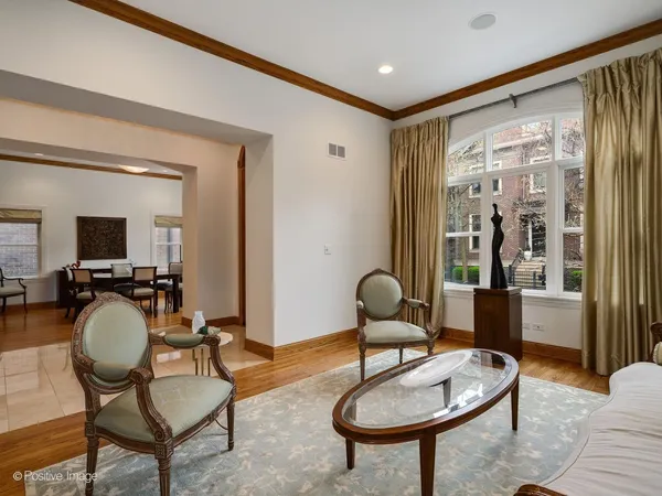 $1,750,000 | 2664 North Hartland Court, Chicago, IL 60614