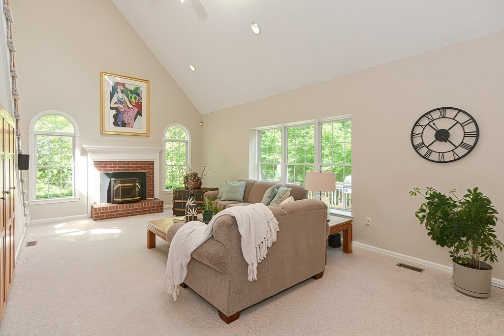 6 Leonard Road Mendon, MA 01756 - Photo 12 of 42 Gallery Image 12