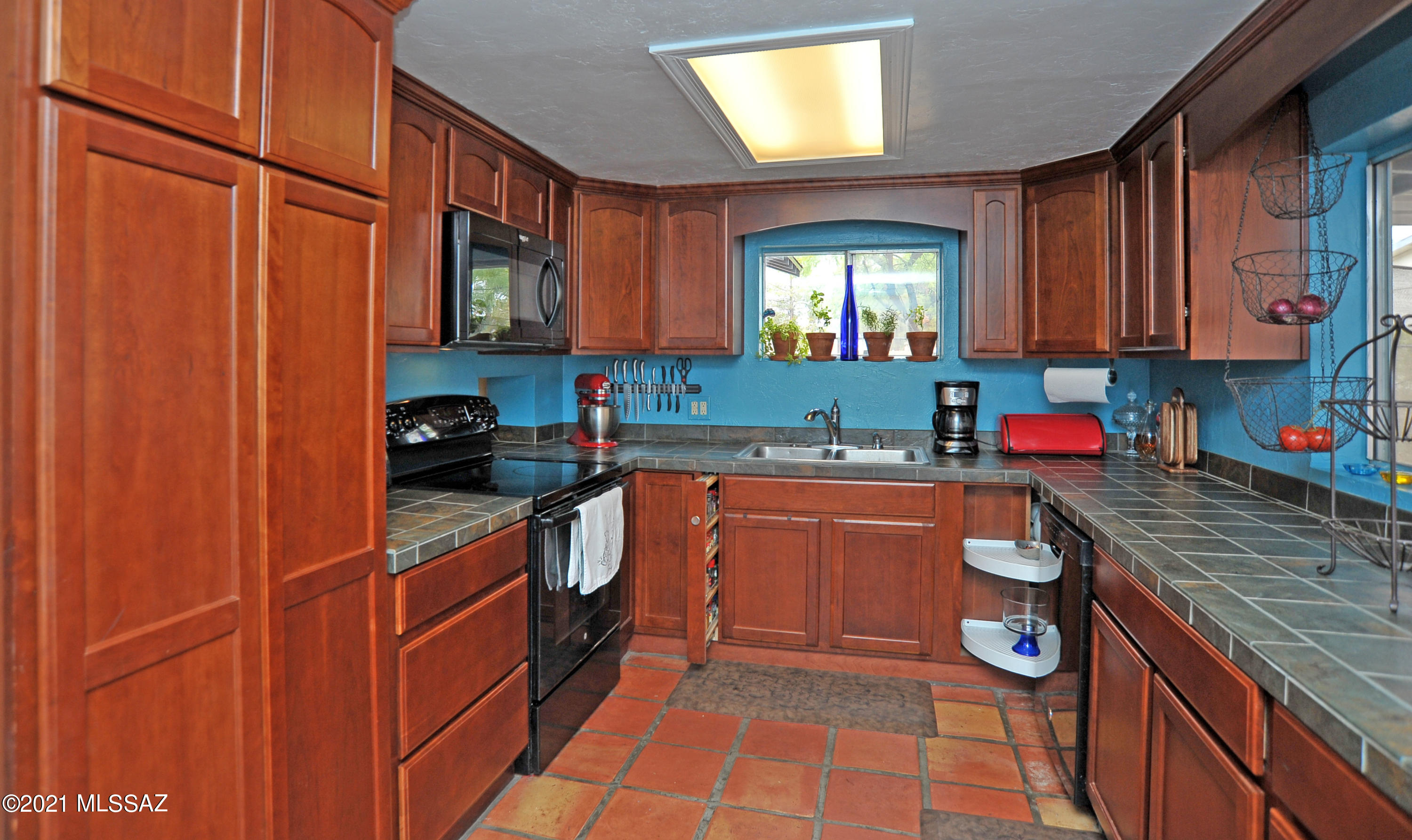 1538 West Fort Lowell Road Tucson, AZ 85705 - Photo 13 of 46 Gallery Image 13