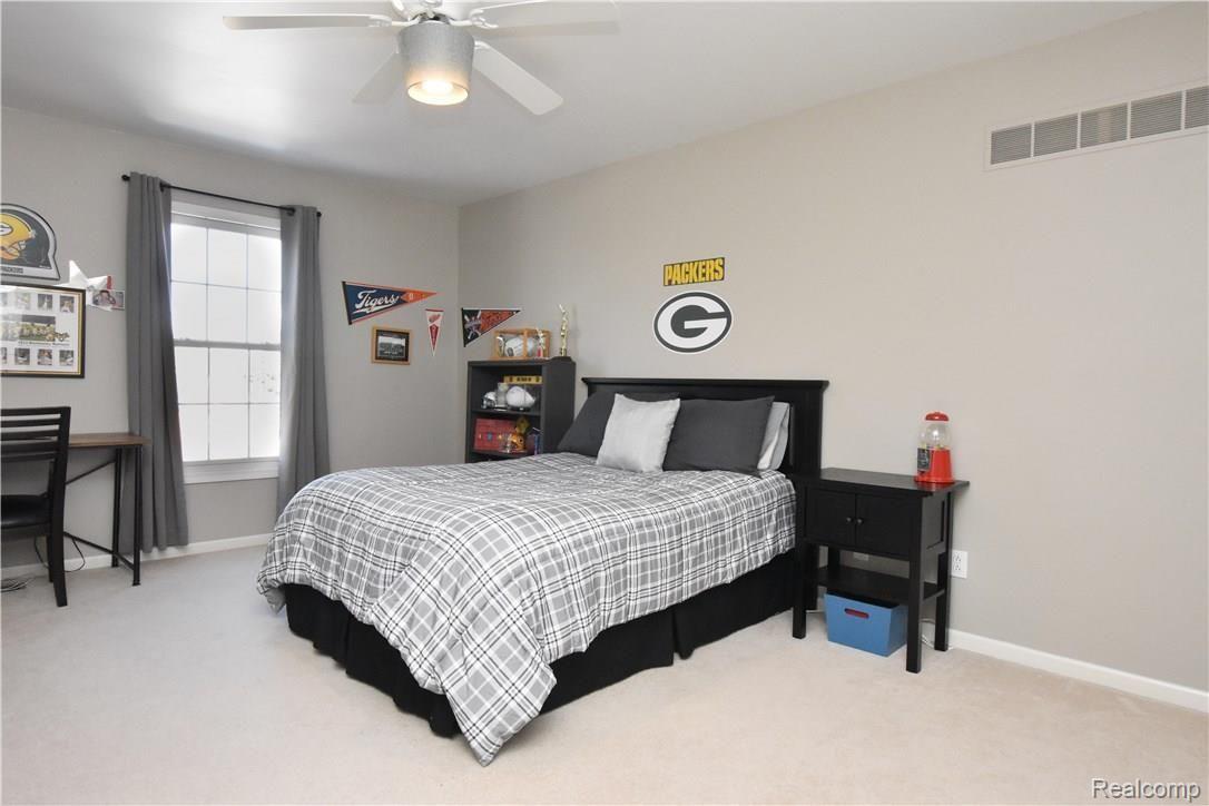 3373 West York Court Rochester, MI 48306 - Photo 25 of 37 3373 W York Ct025.JPG