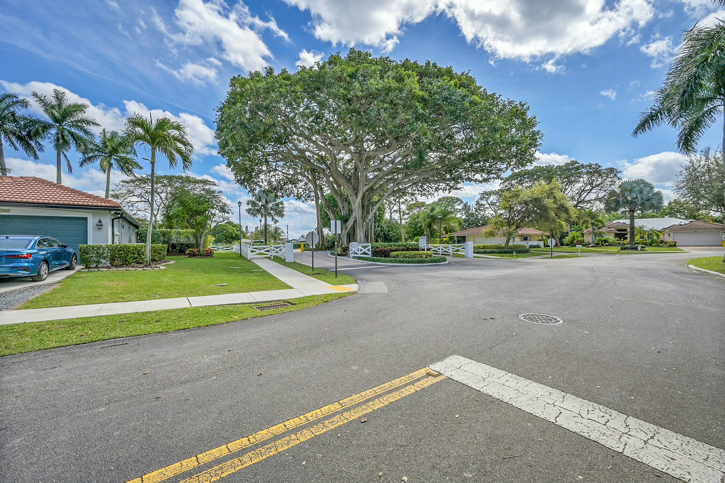 106 East Lee Road Delray Beach, FL 33445 - Photo 7 of 57 Banyan Tree