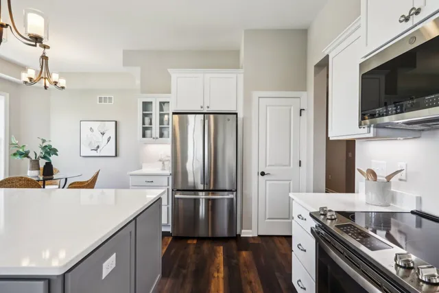 $694,900 | 1380 Prairie Creek Boulevard, Unit 16E, Oconomowoc, WI 53066