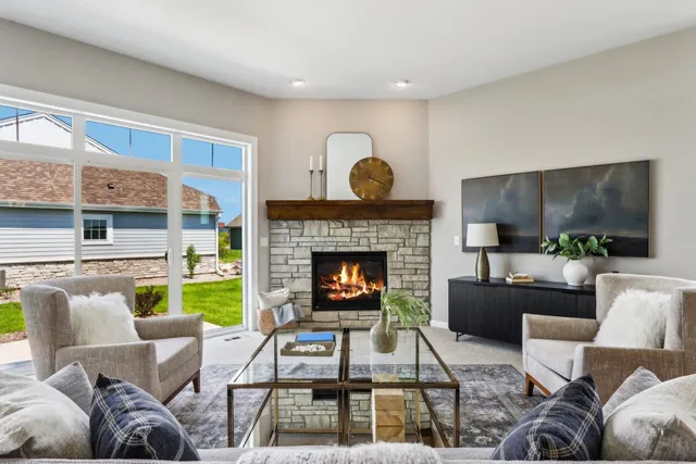 $694,900 | 1380 Prairie Creek Boulevard, Unit 16E, Oconomowoc, WI 53066