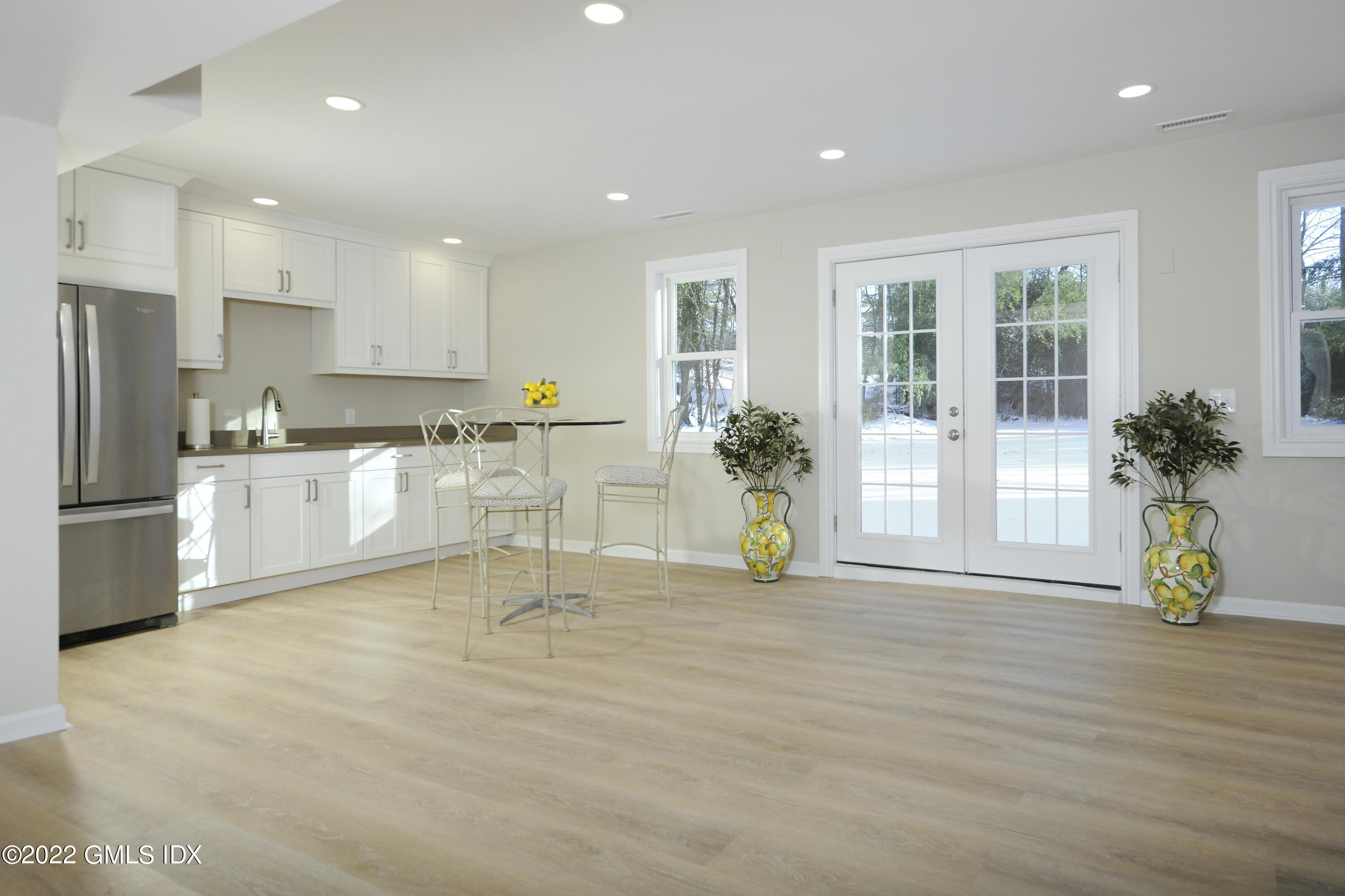 5 Anderson Road Greenwich, CT 06830 - Photo 20 of 31 a view of kitchen with counter top space
