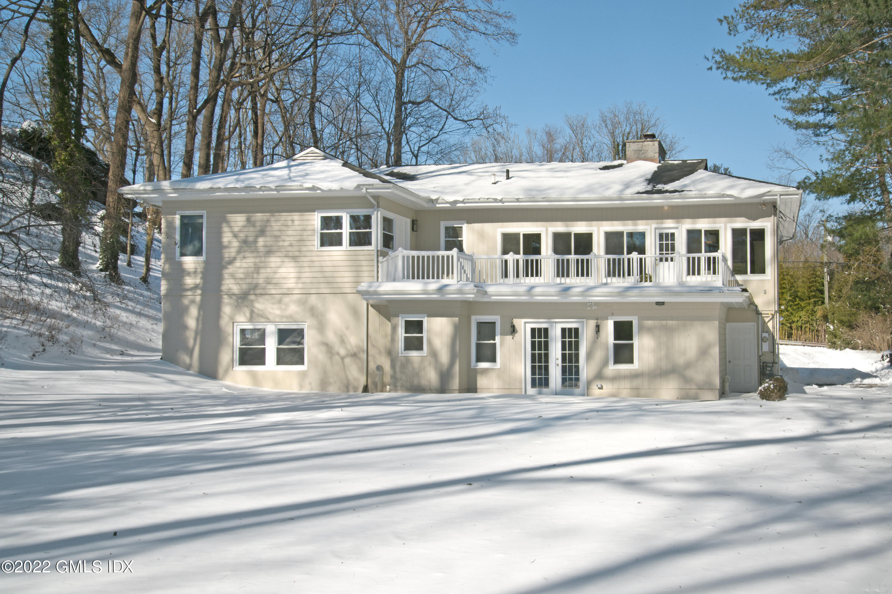 5 Anderson Road Greenwich, CT 06830 - Photo 3 of 31 a front view of a house