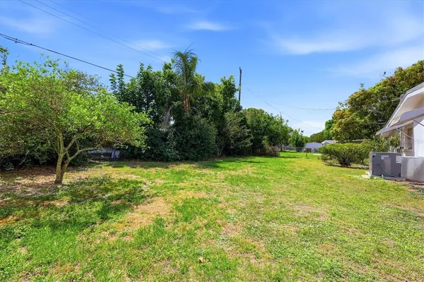 $332,500 | 3876 Prudence Drive, Sarasota, FL 34235