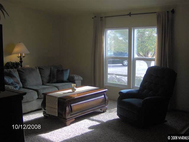5770 Sarah Road Fallon, NV 89406 - Photo 2 of 9 a living room with furniture and a window