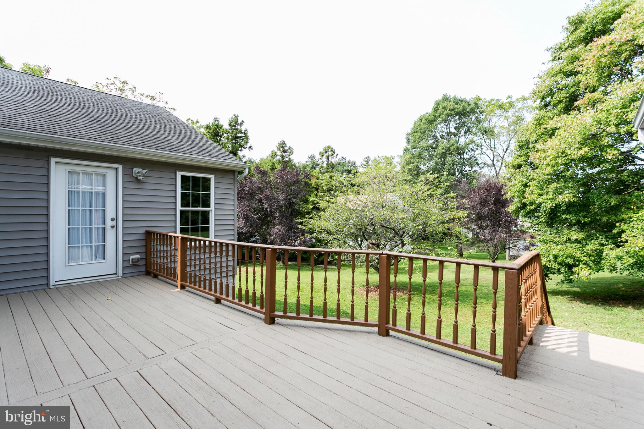 6300 Homewood Road Linthicum, MD 21090 - Photo 40 of 46 And deck to enjoy mother nature!