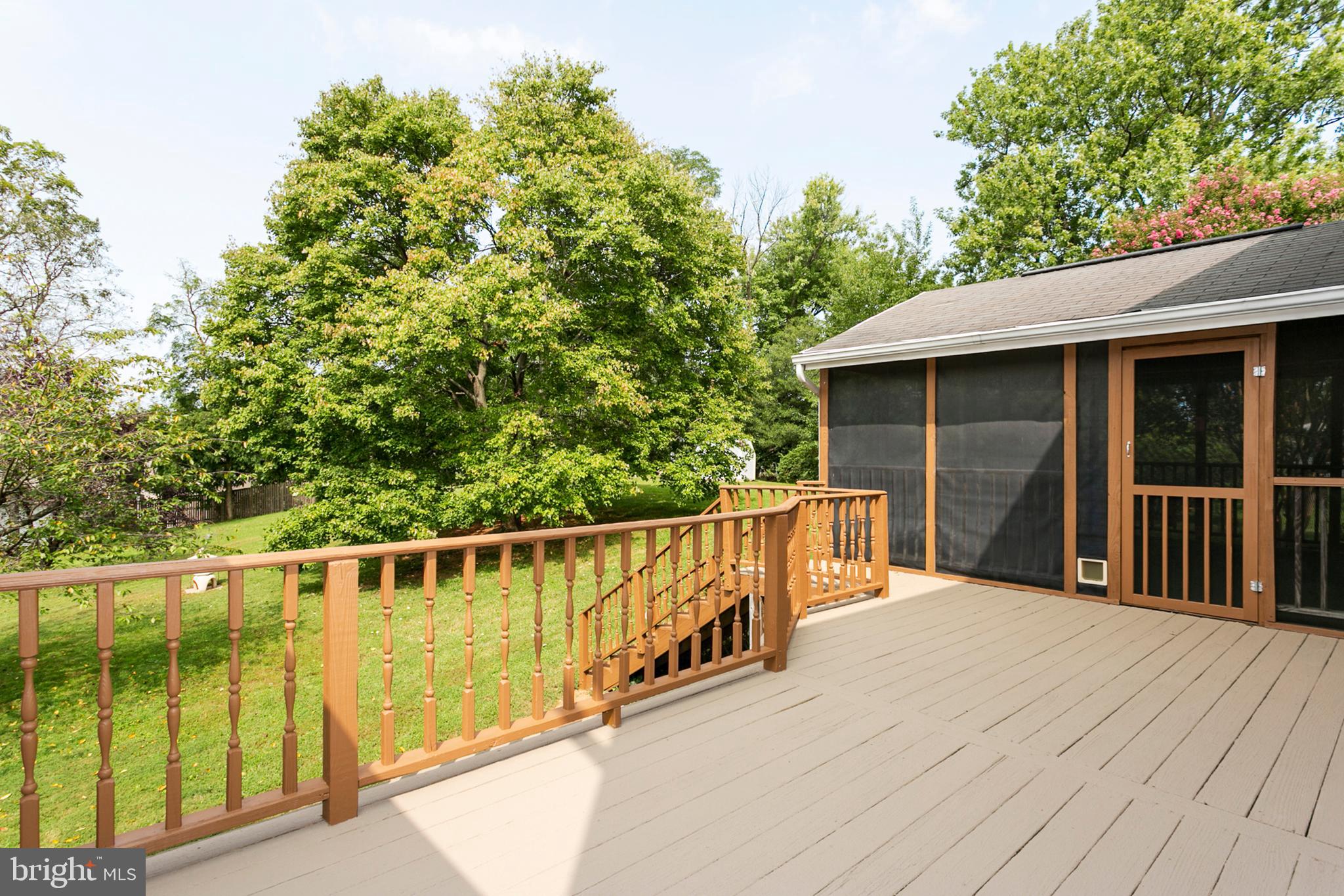6300 Homewood Road Linthicum, MD 21090 - Photo 41 of 46 Deck is accessible from suite too!