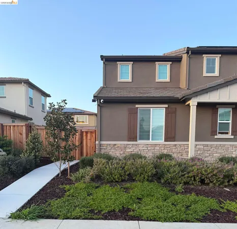 $1,950 | 451 Trellis Way, Unit A, Brentwood, CA 94513