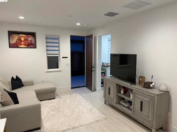 $1,950 | 451 Trellis Way, Unit A, Brentwood, CA 94513